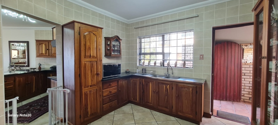 3 Bedroom Property for Sale in Noorsekloof Eastern Cape